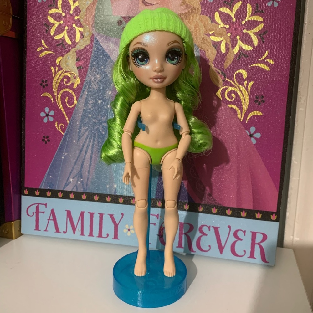 Rainbow high doll Jade